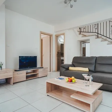 Vila Korinna Ayia Napa